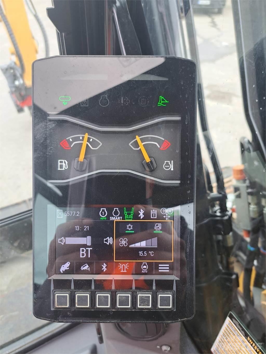 CAT 310 Mini excavadoras < 7t