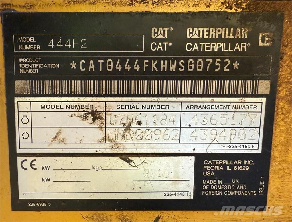CAT 444F2 Retrocargadoras