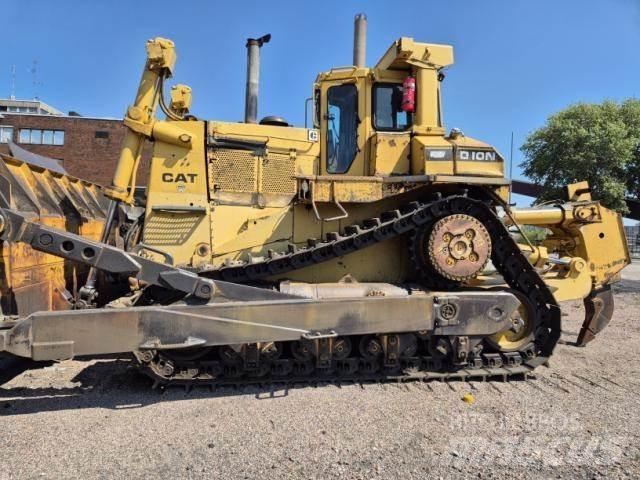 CAT D10N Buldozer sobre oruga