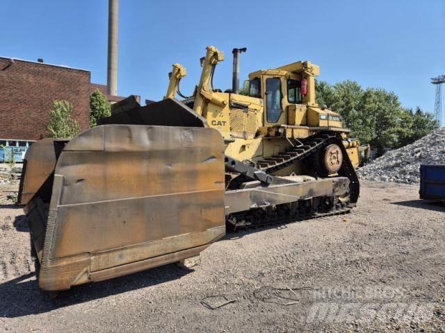 CAT D10N Buldozer sobre oruga