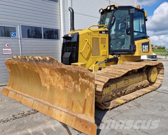 CAT D6K2 Buldozer sobre oruga