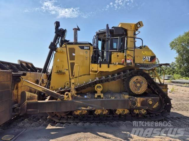 CAT D9T Buldozer sobre oruga