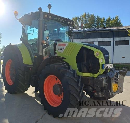 CLAAS ARION 550 Tractores