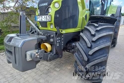 CLAAS Axion 830 Tractores