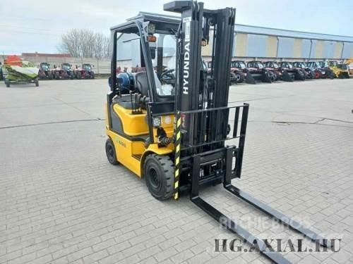 Hyundai 18L-7M Agricultura - Otros