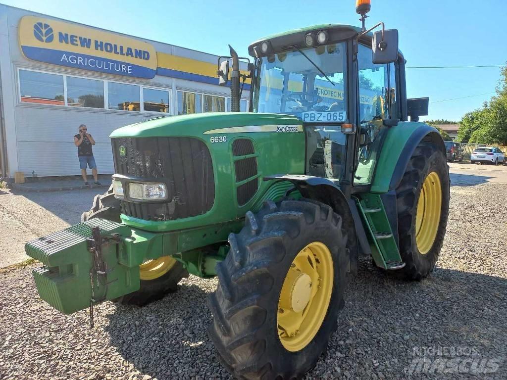 John Deere 6630 Tractores