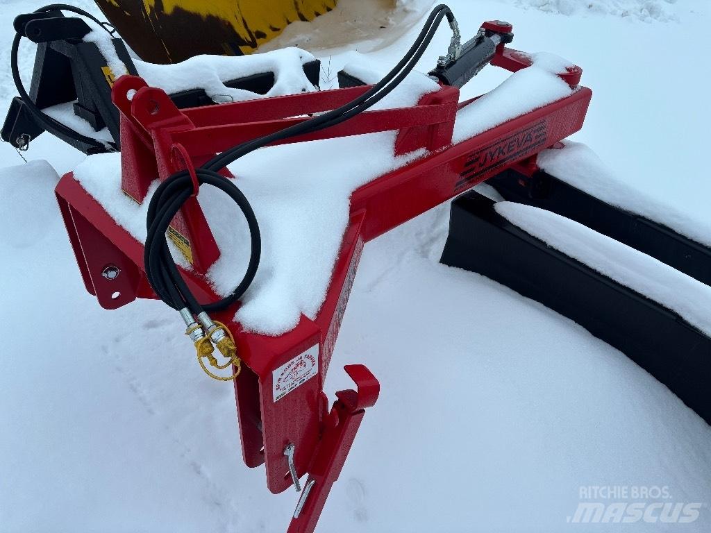 Jykevä H20 ja H30 Rastras para caminos