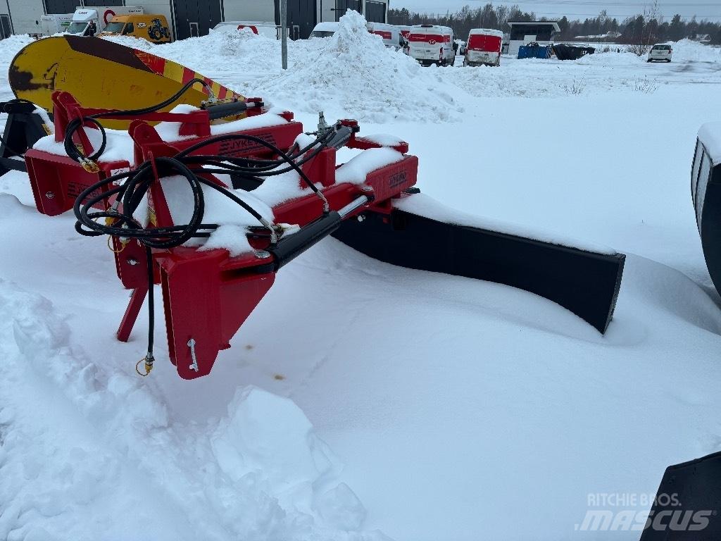 Jykevä H20 ja H30 Rastras para caminos