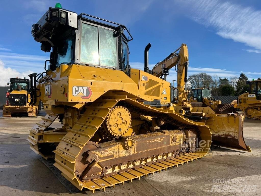 CAT D 5 LGP Buldozer sobre oruga