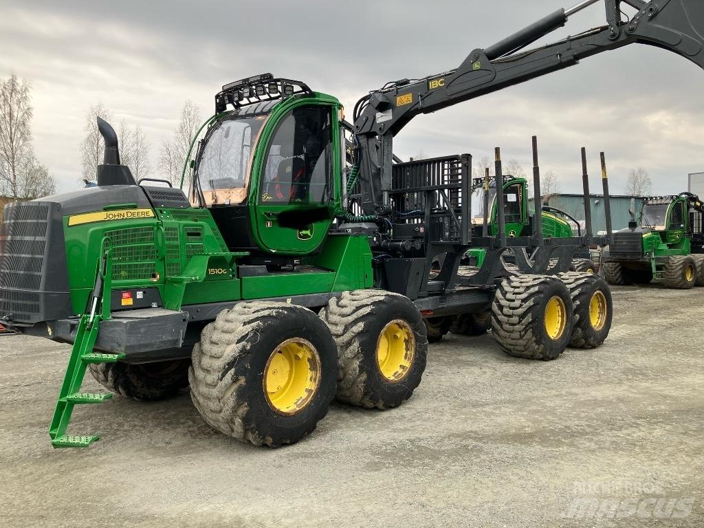 John Deere 1510G Autocargadoras