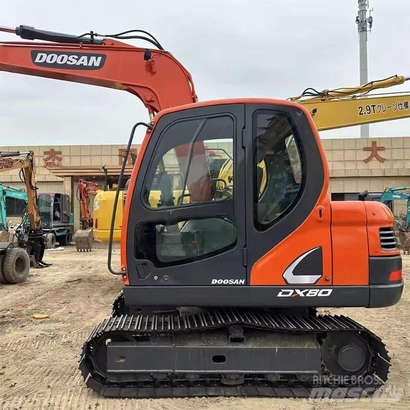 Doosan DX 80 Excavadoras 7t - 12t
