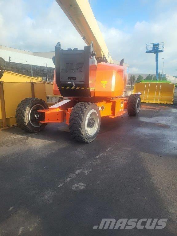 JLG 1500AJP Plataforma de trabajo articulada