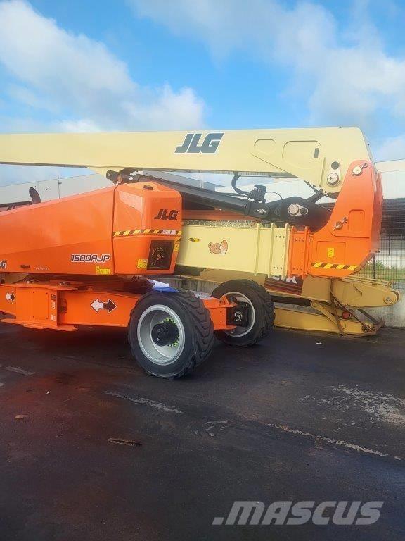 JLG 1500AJP Plataforma de trabajo articulada