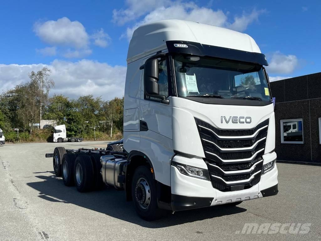 Iveco AS350X50YFS Camiones chasis