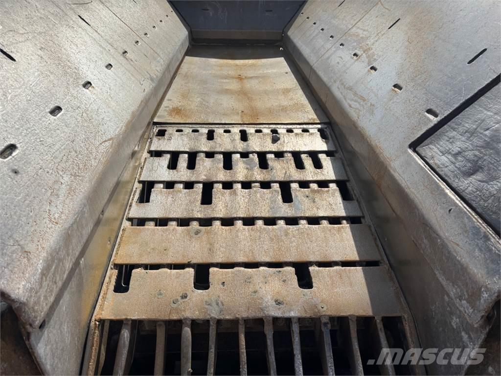 McCloskey J44 Construcción - Otros