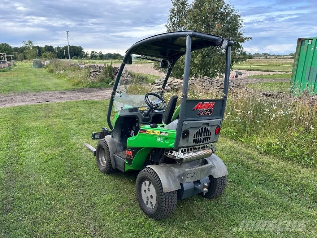 Avant 225 Minicargadoras