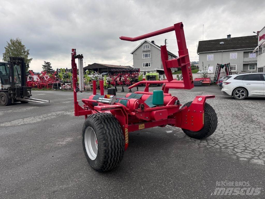 Kverneland 7740 C Envolvedoras