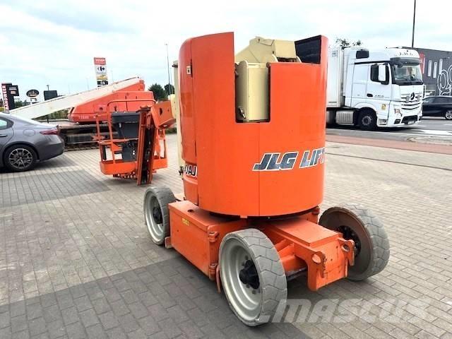 JLG E 300 AJP Plataforma de trabajo articulada