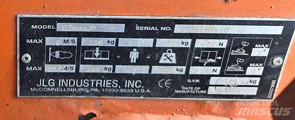 JLG E 300 AJP Plataforma de trabajo articulada