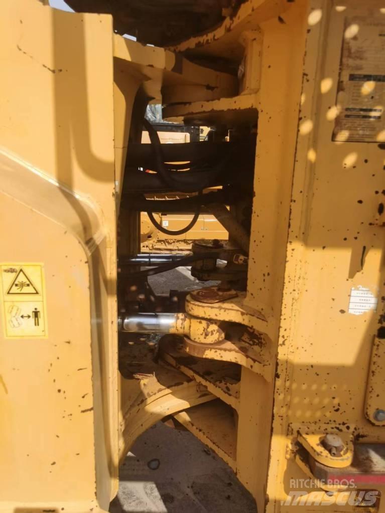 Komatsu WA 500-3 Cargadoras sobre ruedas