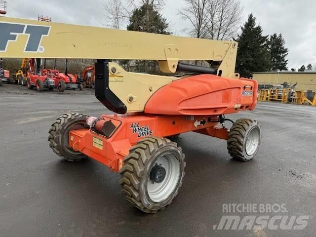 JLG M 600 JP Plataforma de trabajo articulada