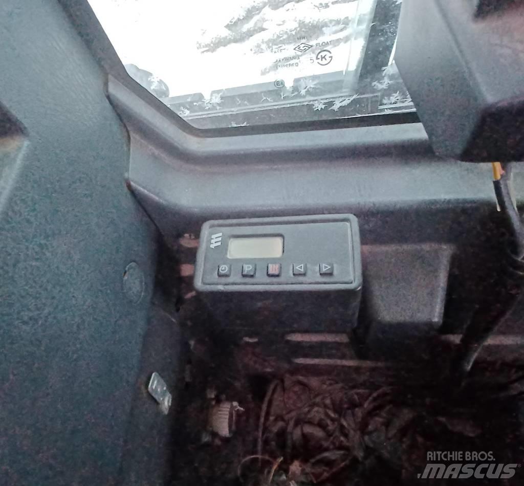 Hyundai HX 235 LCR Excavadoras de cadenas