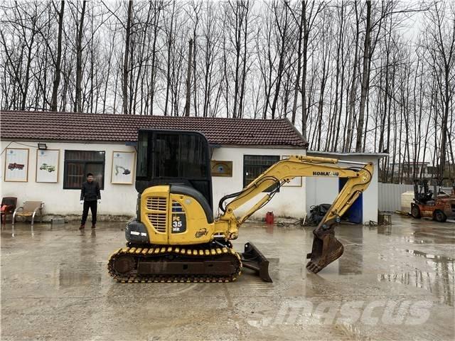 Komatsu PC35MR-2 Excavadoras de cadenas