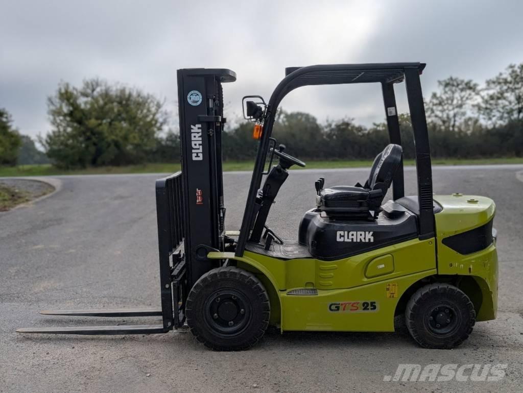 Clark GTS 25 D Carretillas diesel