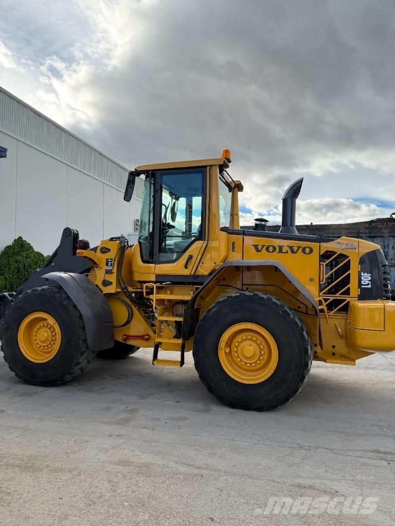 Volvo L 90 F Cargadoras sobre ruedas