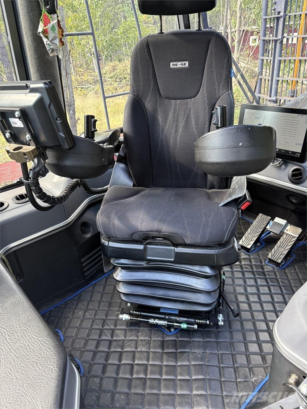 Rottne F15D Autocargadoras