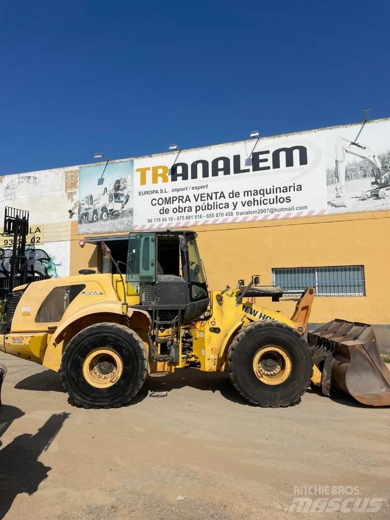 New Holland W 270 B Cargadoras sobre ruedas
