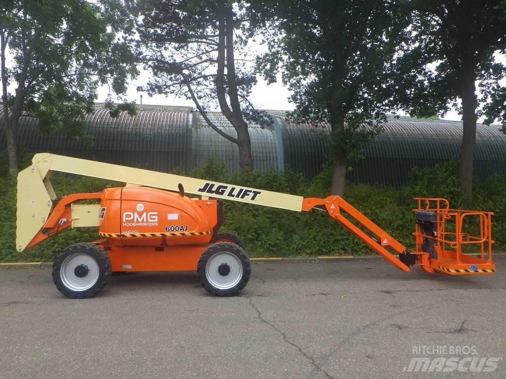 JLG 600AJ Plataforma de trabajo articulada