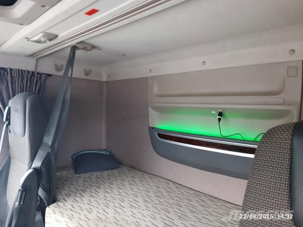 DAF XF 510 Camiones polibrazo