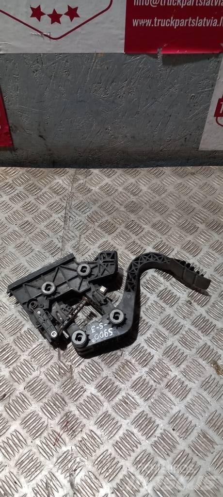 Scania R 480   1753411 Cabinas e interior