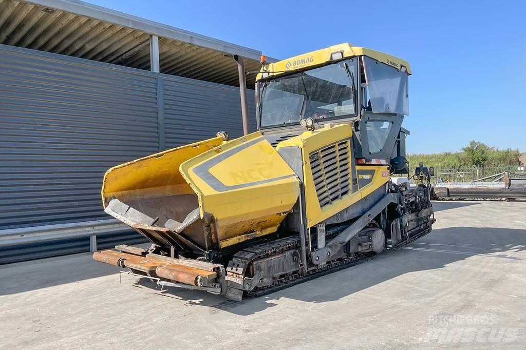 Bomag BF 700 C-2 Asfaltadoras