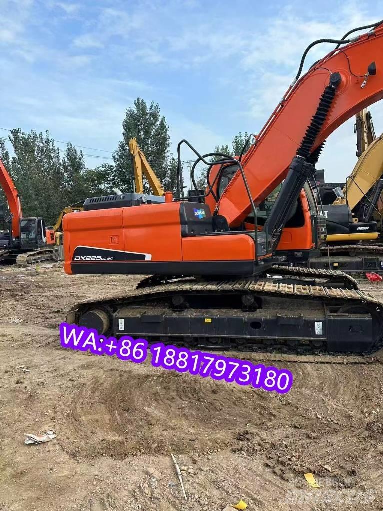Doosan DX 225 LC Excavadoras de cadenas