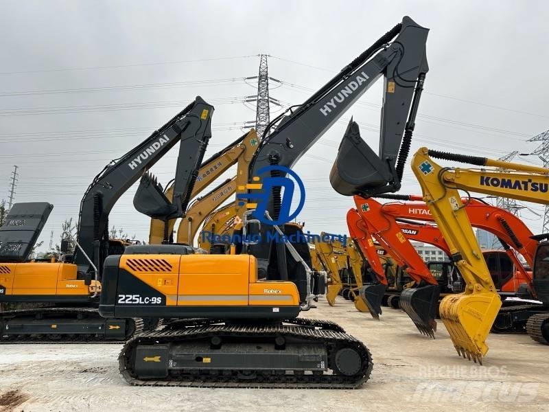 Hyundai 225LC-9S Excavadoras de cadenas