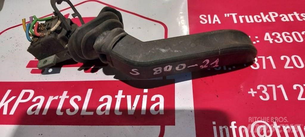 Scania R 420.  1372985 Cabinas e interior