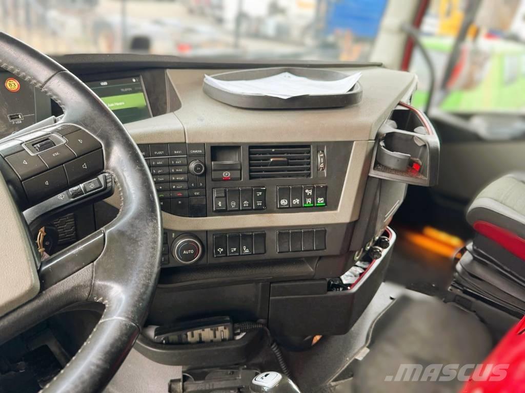 Volvo FH 62 TR Camiones volquete para virutas de madera