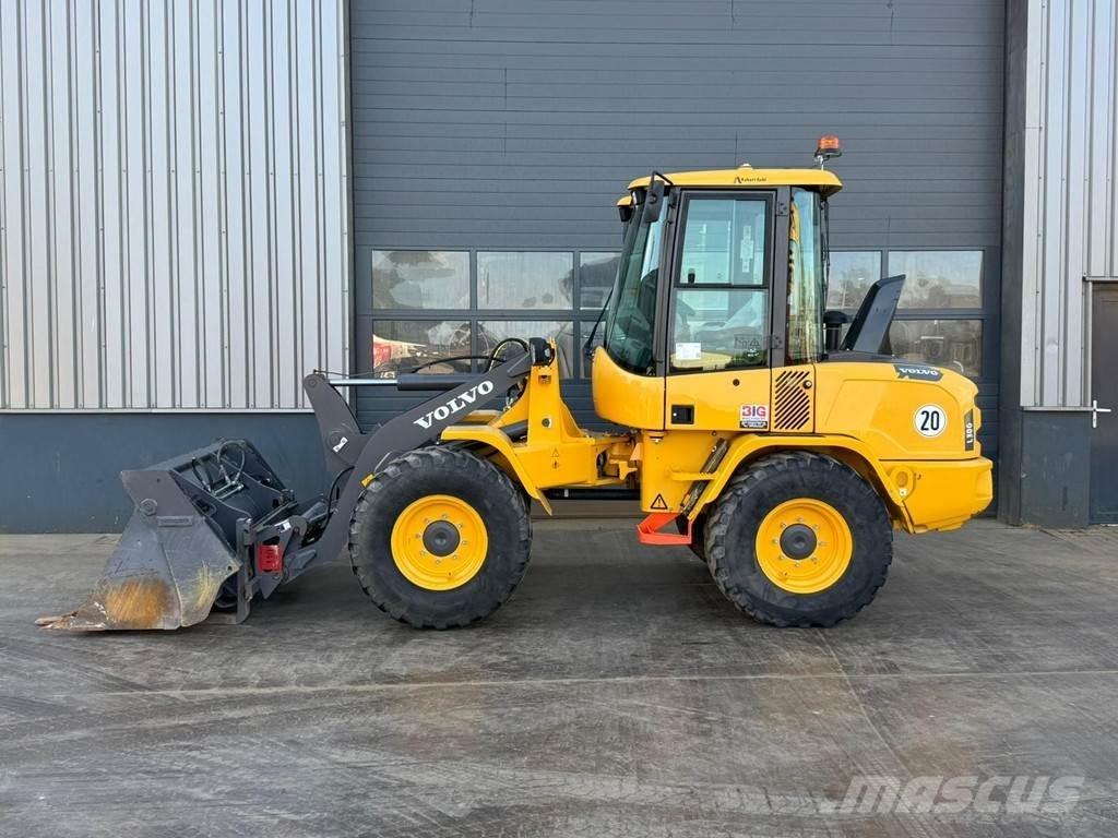 Volvo L30G Cargadoras sobre ruedas