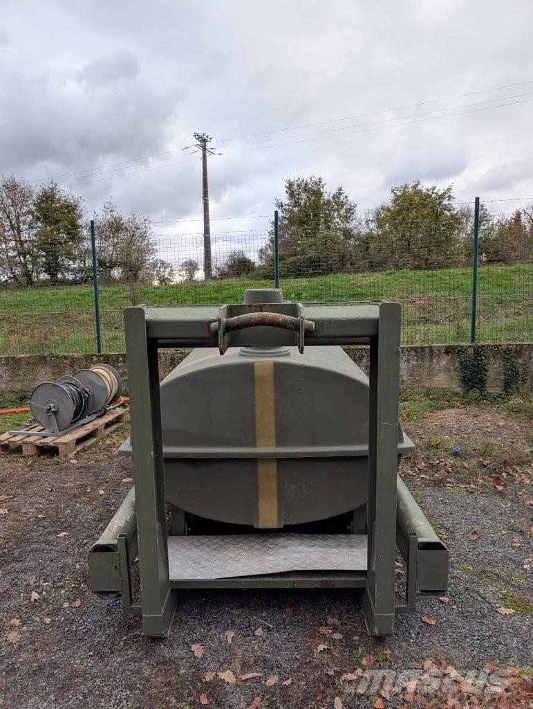  Rocher Citerne Cisterna