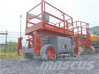 SkyJack SJ 6832 RTE Plataformas tijera