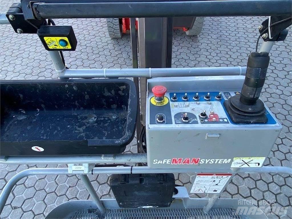 Manitou 150AETJ-C Plataforma de trabajo articulada