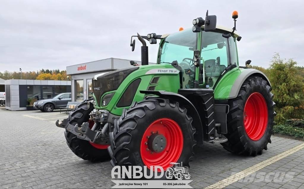 Fendt 716 Vario S4 Tractores