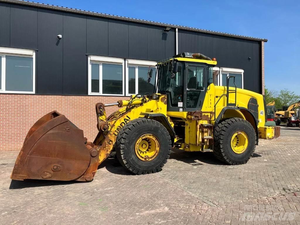 Hyundai HL960 Cargadoras sobre ruedas