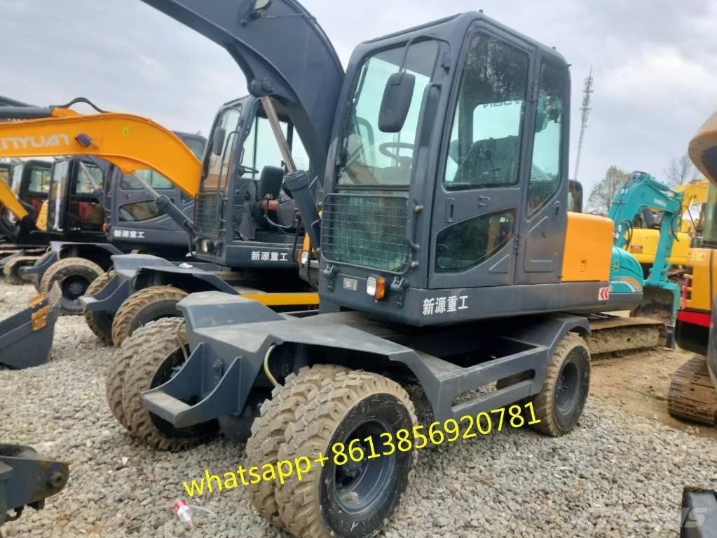 Xinyuan XYB75W-9 Excavadoras de ruedas