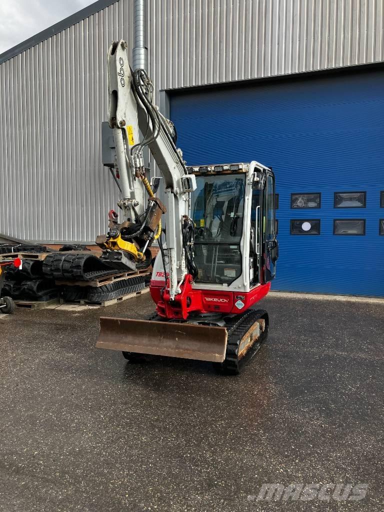Takeuchi TB 230 Mini excavadoras < 7t