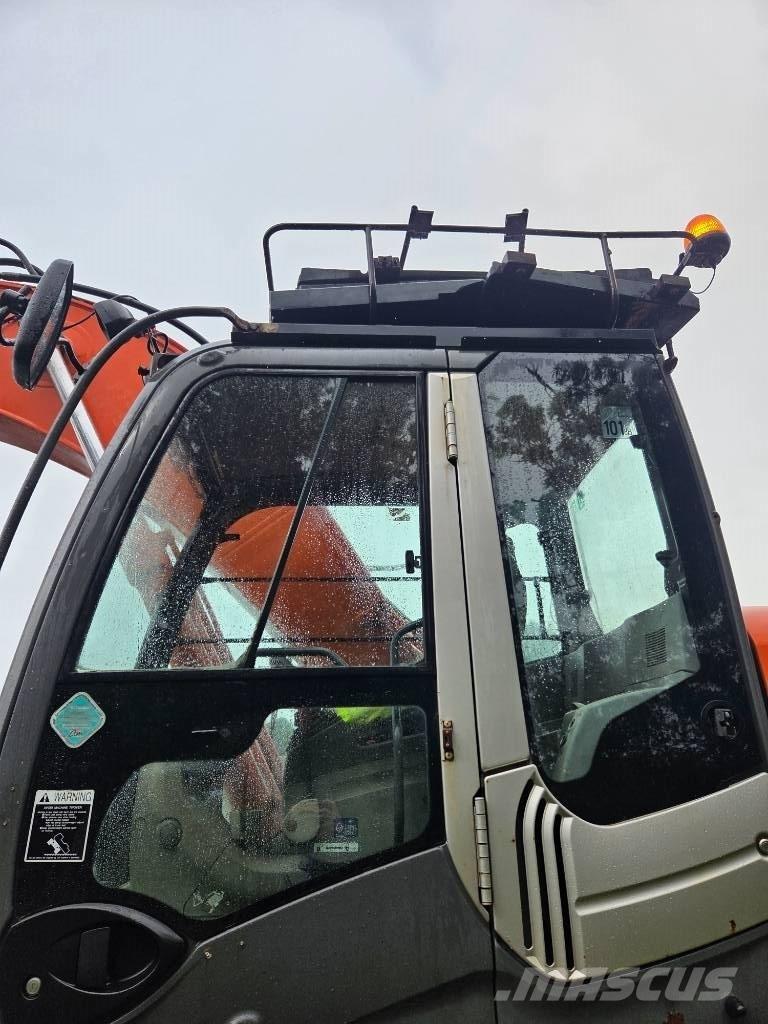 Hitachi ZX 210 LC-3 Excavadoras de cadenas
