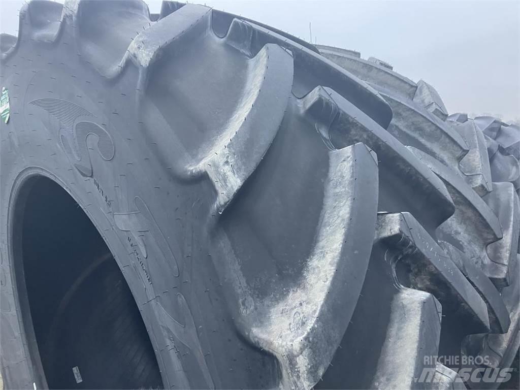 Mitas 650/75R38 Neumáticos, ruedas y llantas