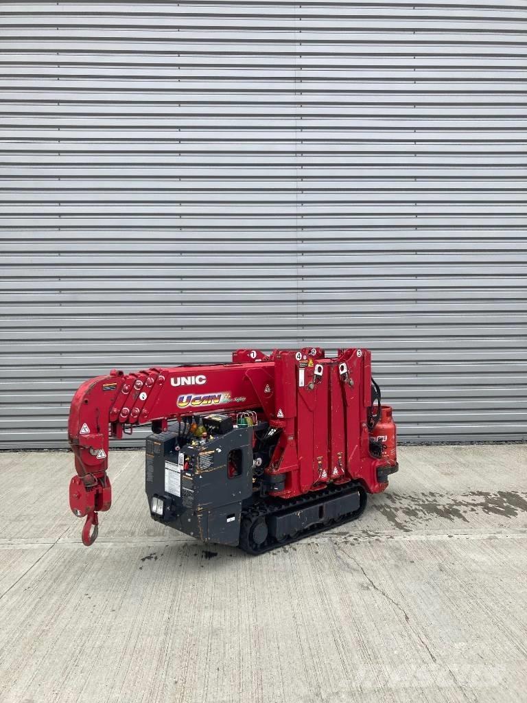 Unic URW-295 Minigrúas
